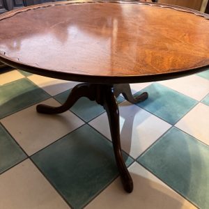Vintage Mersman and Brothers Pie crust table