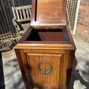 Antique Mahogany Columbia Gramophone cabinet
