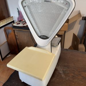 Vintage Avery Grocer or Sweet shop scales