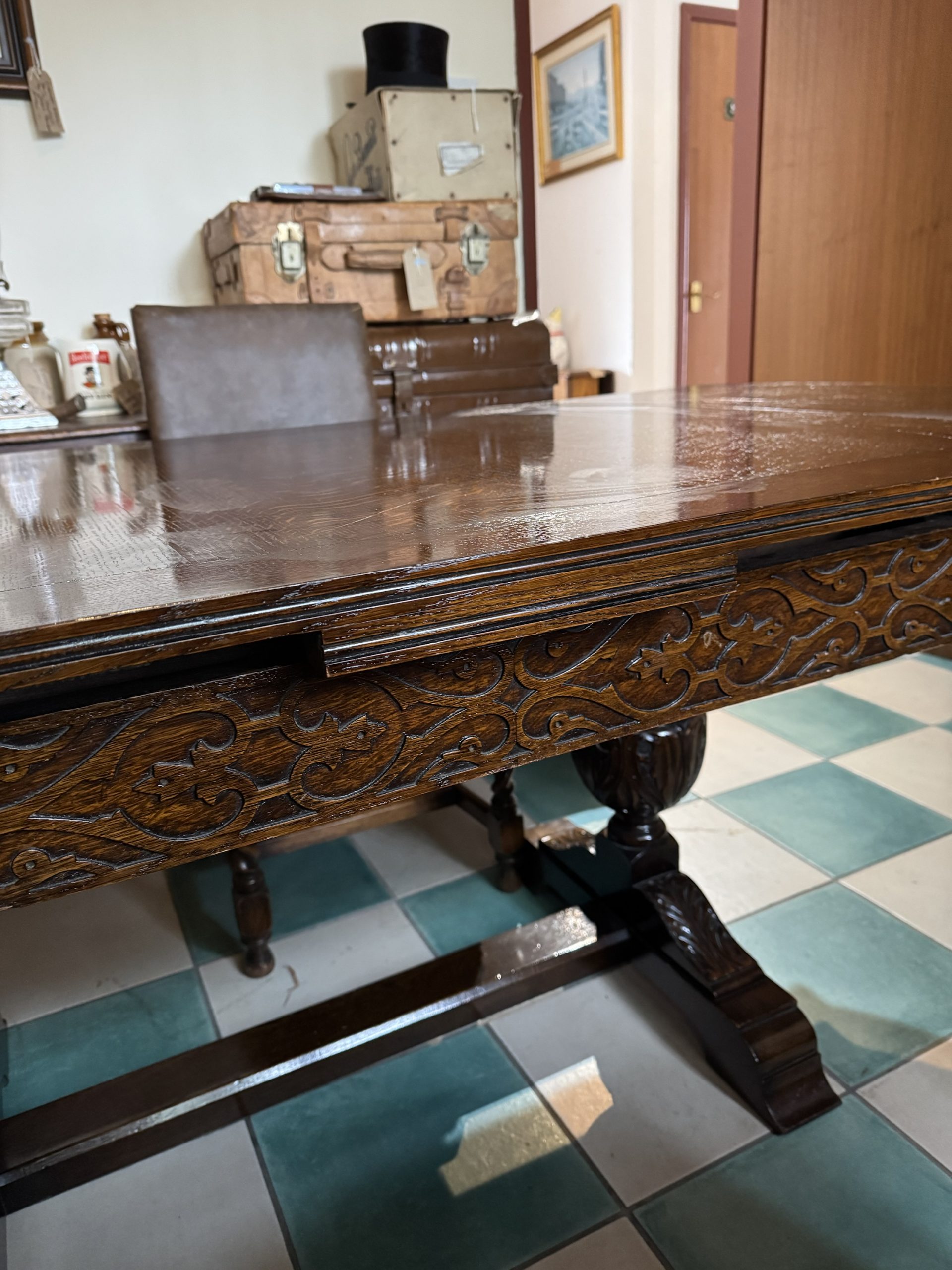 Antique 1900’s Tiger Striped Oak Draw Leaf Expanding Dining Room Table - Image 9