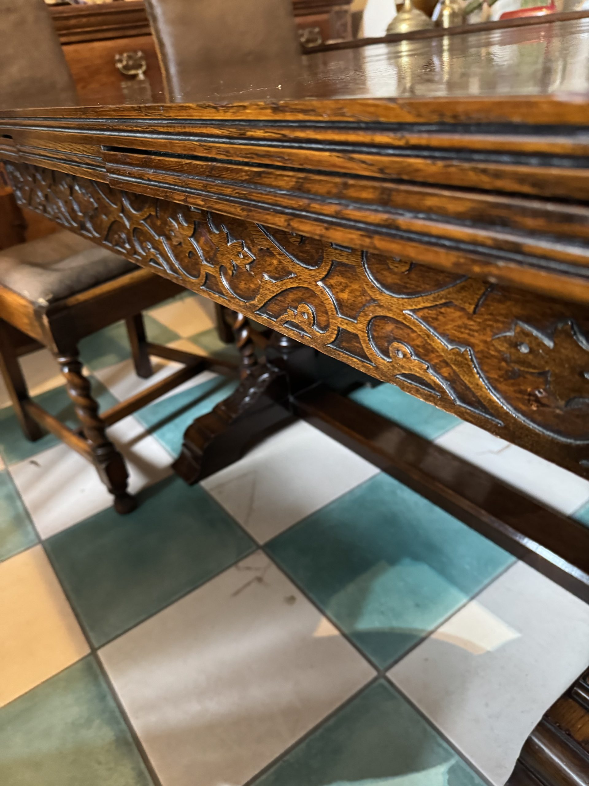 Antique 1900’s Tiger Striped Oak Draw Leaf Expanding Dining Room Table - Image 7